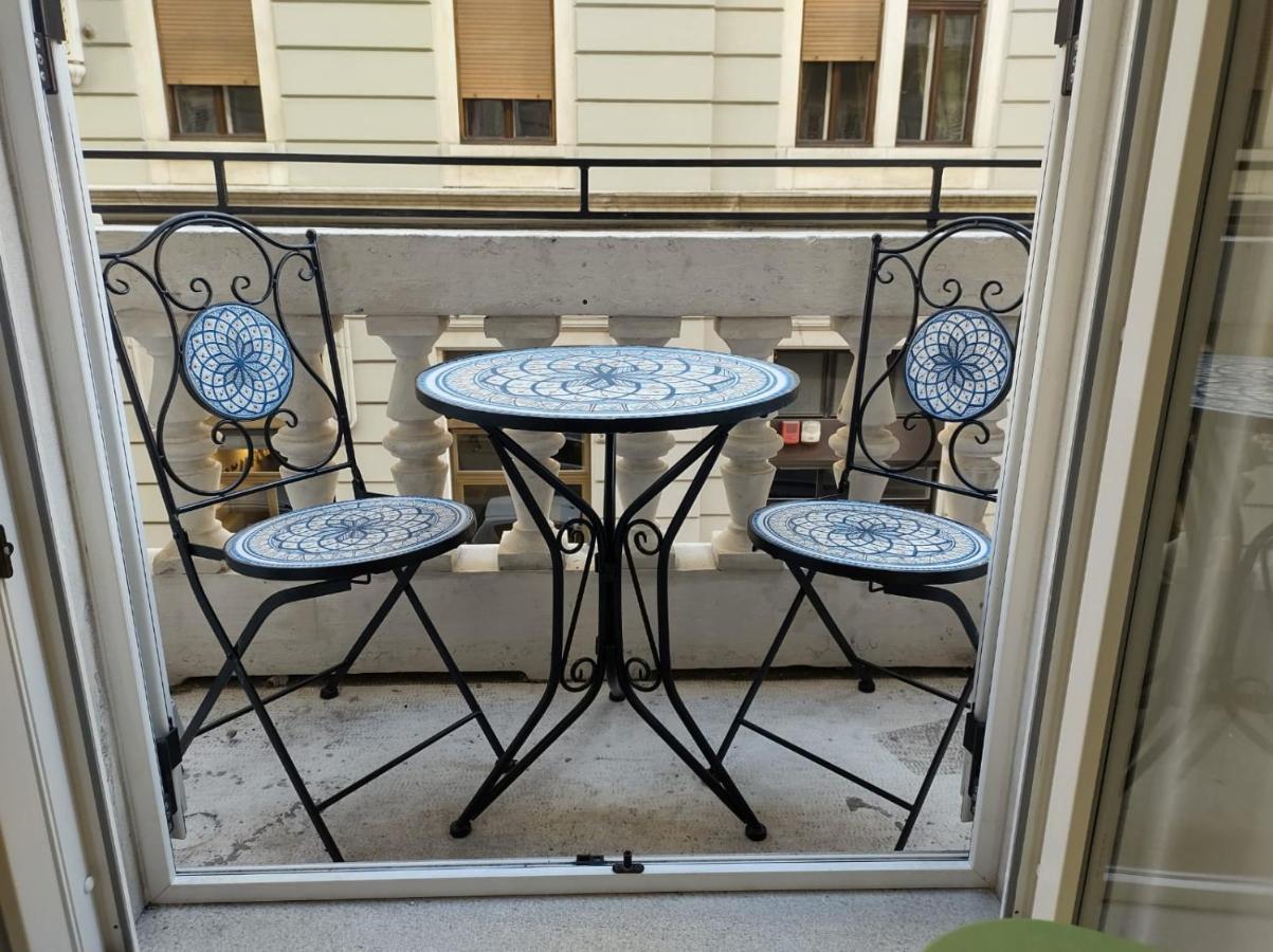 Boutique Apartments Cecilia Trieste Exterior photo